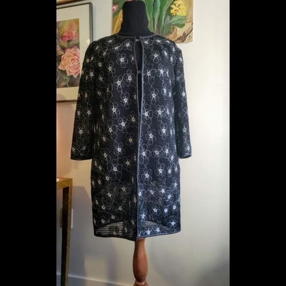 Embroidered Jacket‎ - Picture 3 of 7